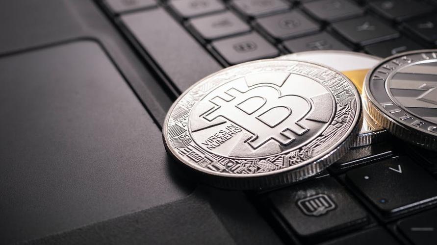 小狐狸钱包可以存比特币吗_小狐狸钱包的比特币网络设置
