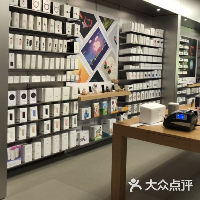 包含applestore手机商店的词条