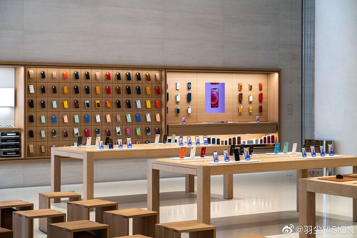 包含applestore手机商店的词条