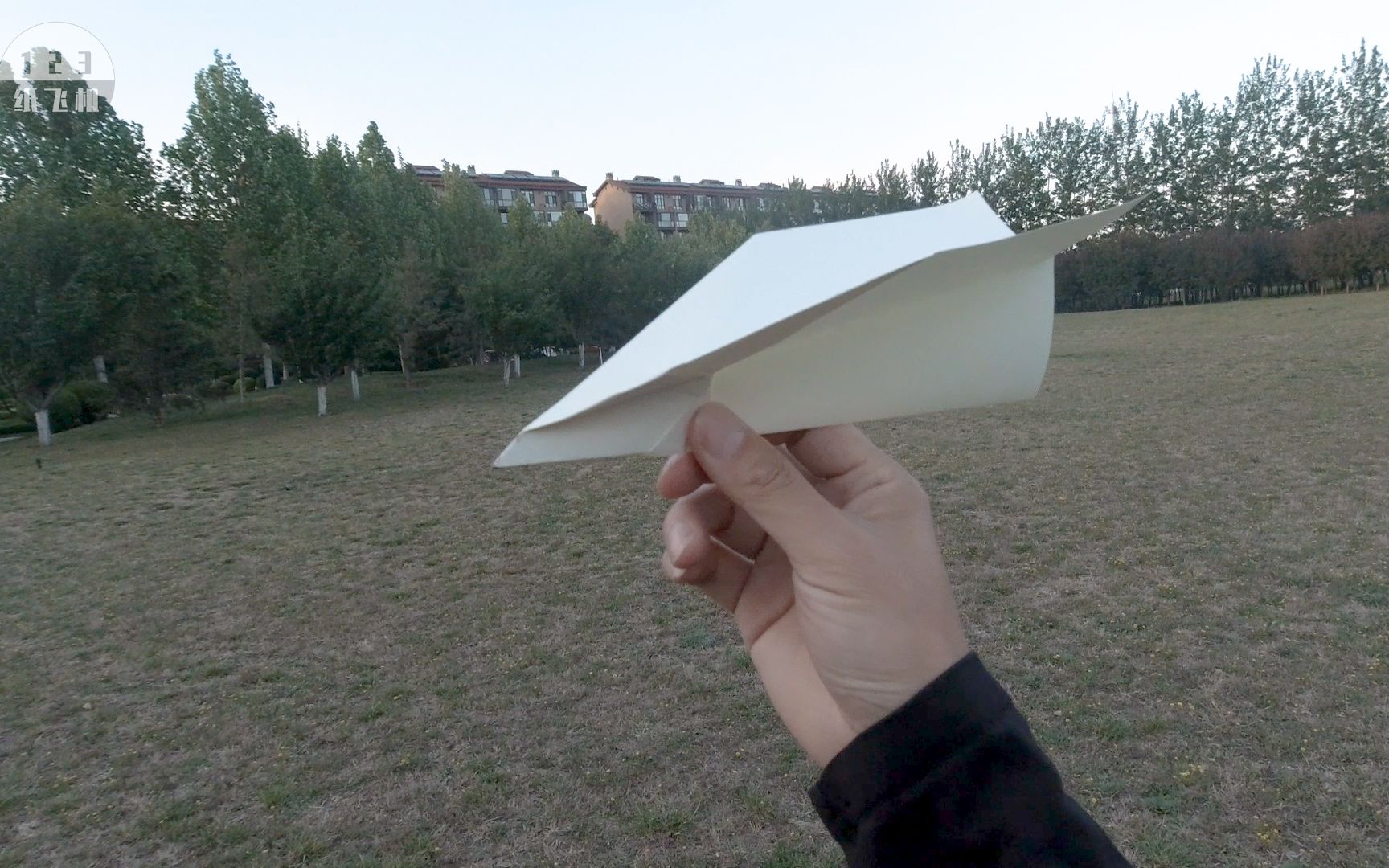 又帅又飞很远的纸飞机、又帅飞得又远的纸飞机折法