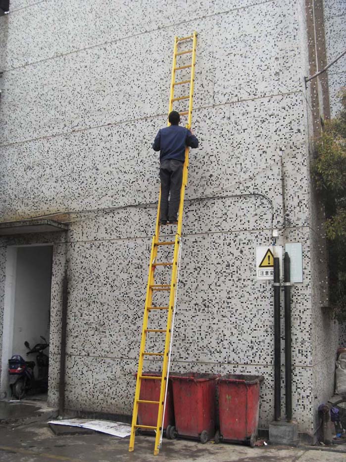 室外逃生梯子图片，室外逃生梯子图片大全