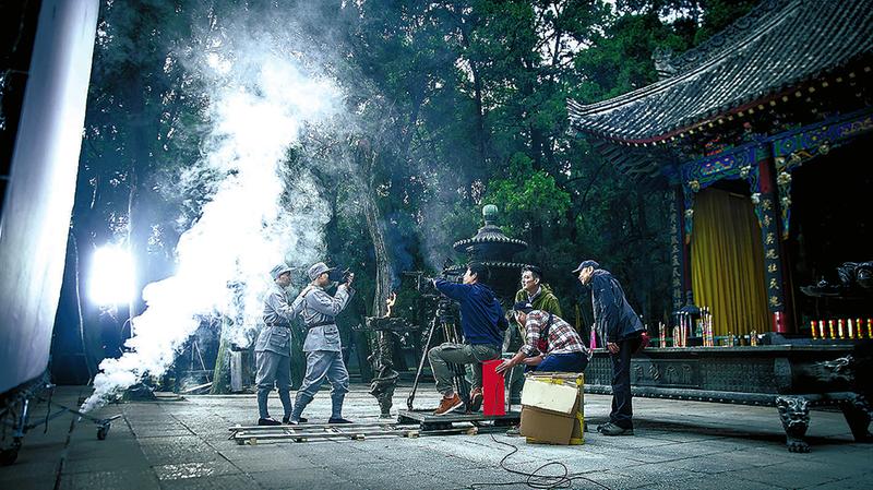 借梯子的寓意和道理10个字，借梯子的寓意和道理10个字怎么写