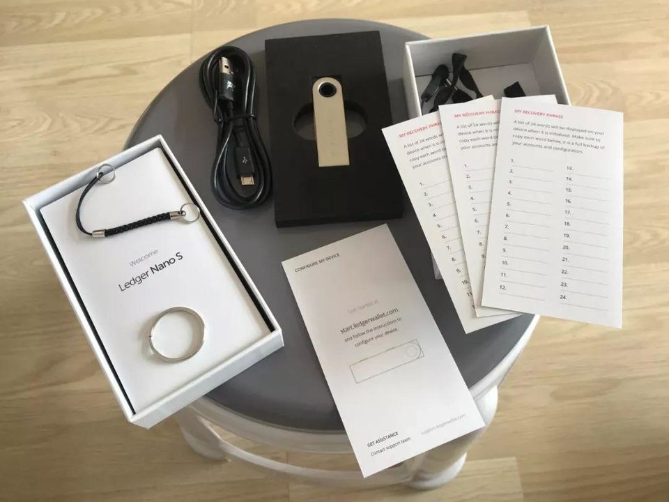 ledger硬件钱包安全吗，trezor硬件钱包工作原理