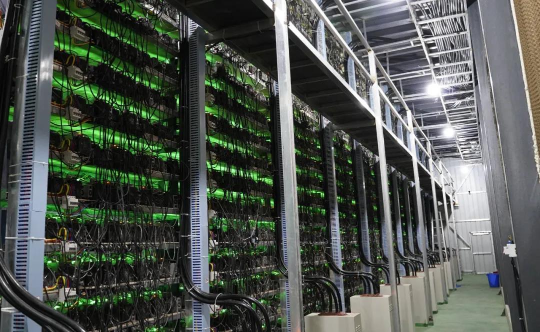 比特币矿机外贸挣钱吗是真的吗,2021年比特币矿机销售好做吗